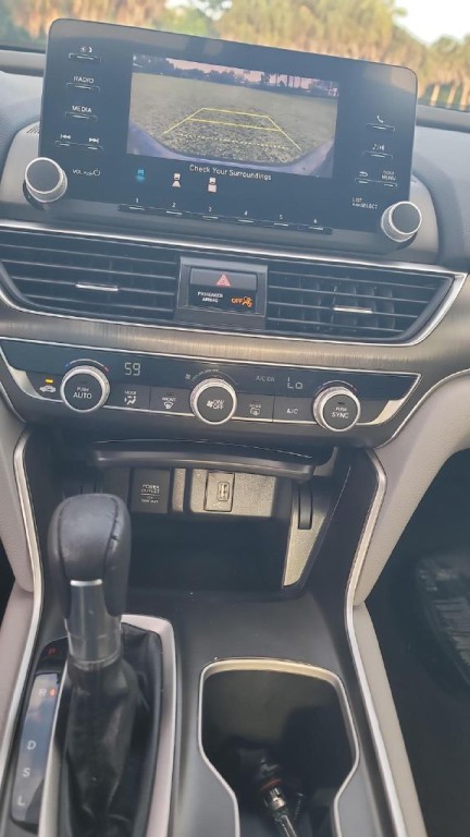 2004 Honda Accord Image 11