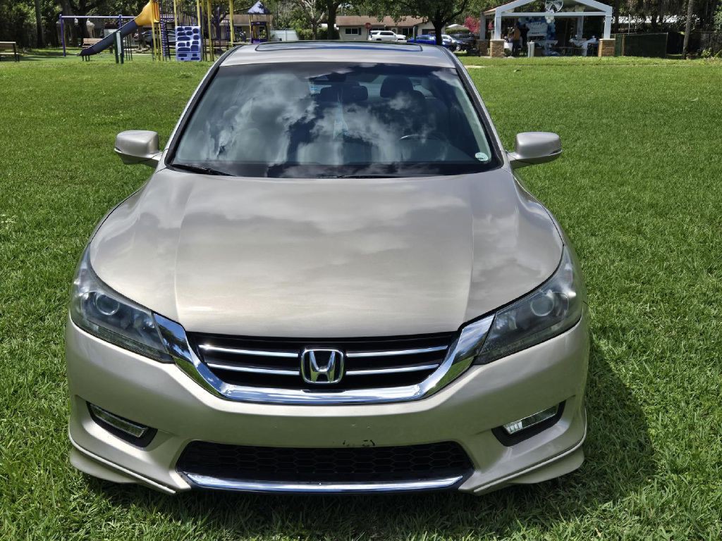 2013 Honda Accord Image 2