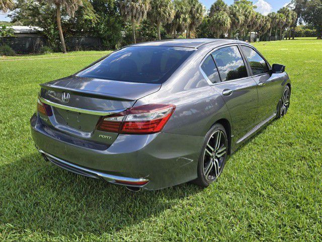 2017 Honda Accord Image 6