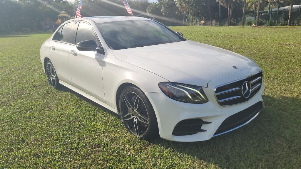 2019 Mercedes-Benz E-Class Image 1
