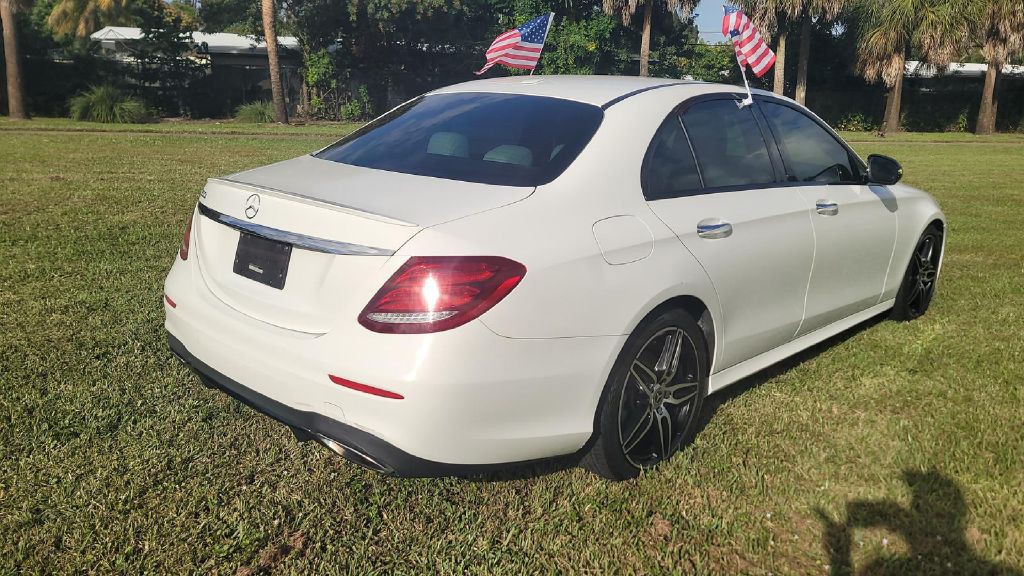 2019 Mercedes-Benz E-Class Image 8