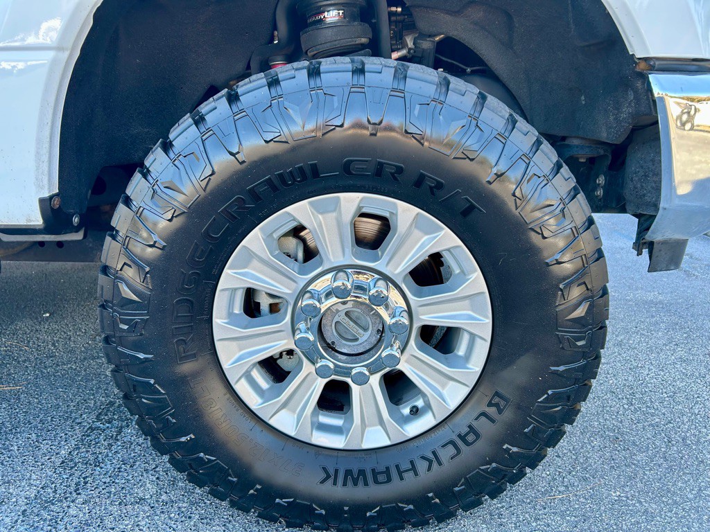 2022 Ford F-250 Image 12