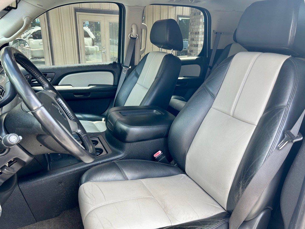 2008 Chevrolet Tahoe Image 15