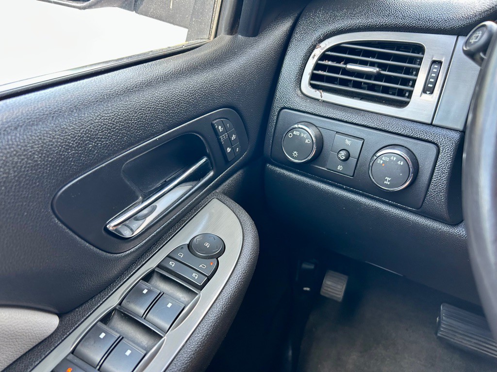 2008 Chevrolet Tahoe Image 27