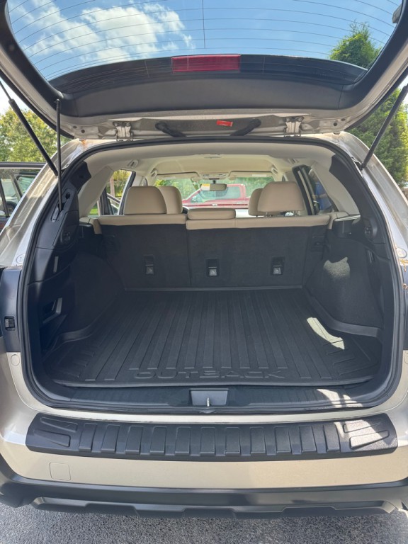 2019 Subaru Outback Image 10