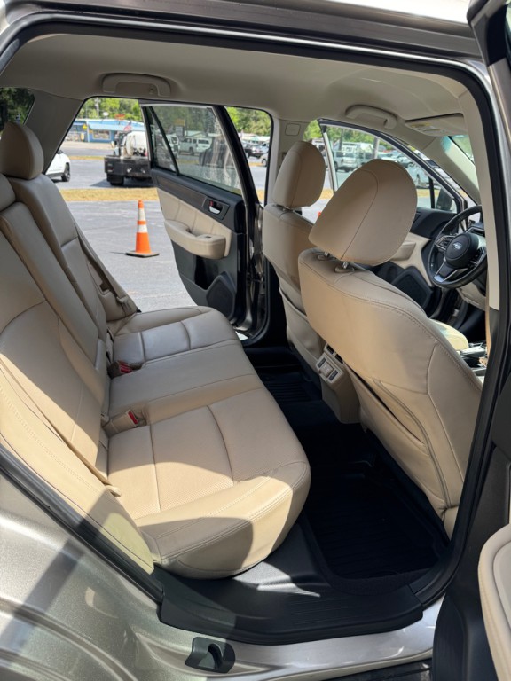 2019 Subaru Outback Image 11