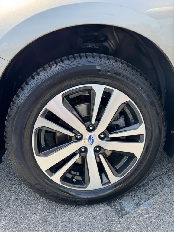 2019 Subaru Outback Image 17