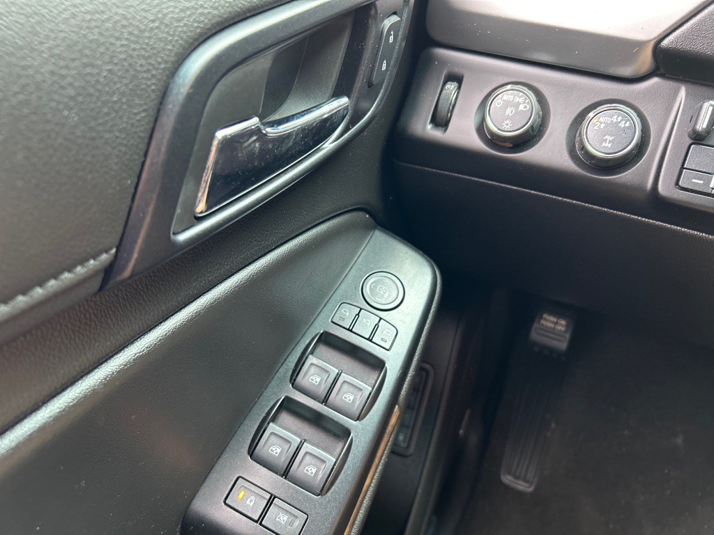 2018 Chevrolet Tahoe Image 24