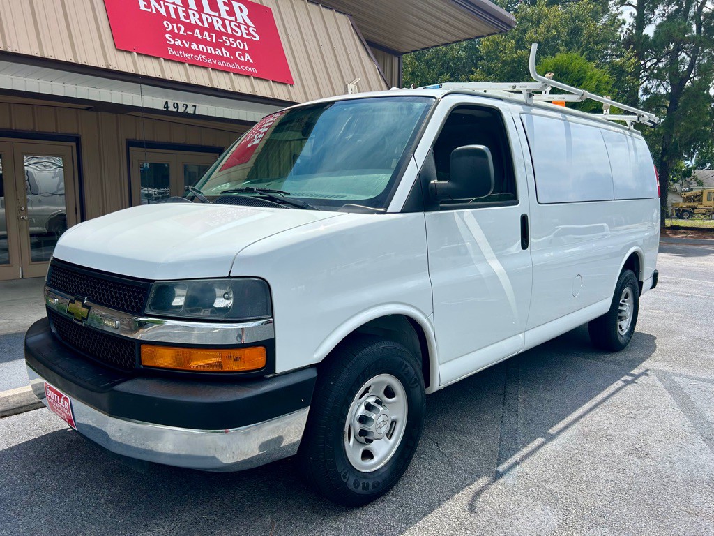 2016 Chevrolet Express Image 5