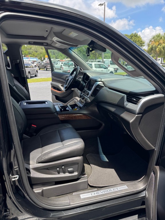 2017 Chevrolet Suburban Image 13