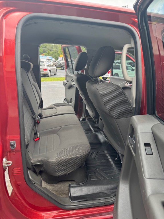2018 Nissan Frontier Image 11