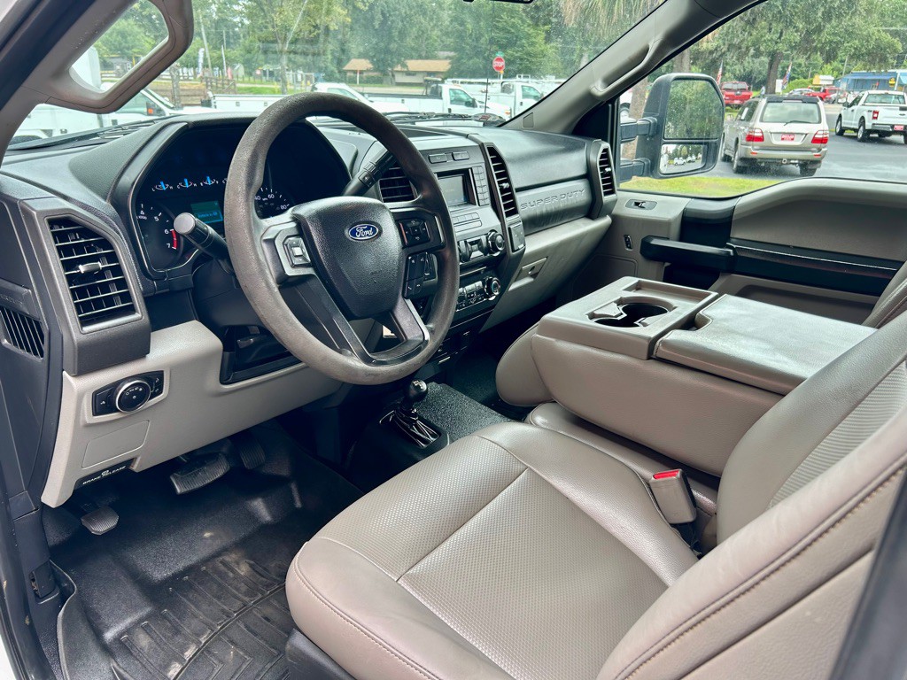 2017 Ford F-350 Image 15