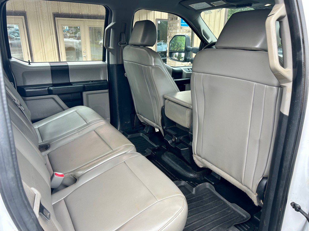 2017 Ford F-350 Image 20