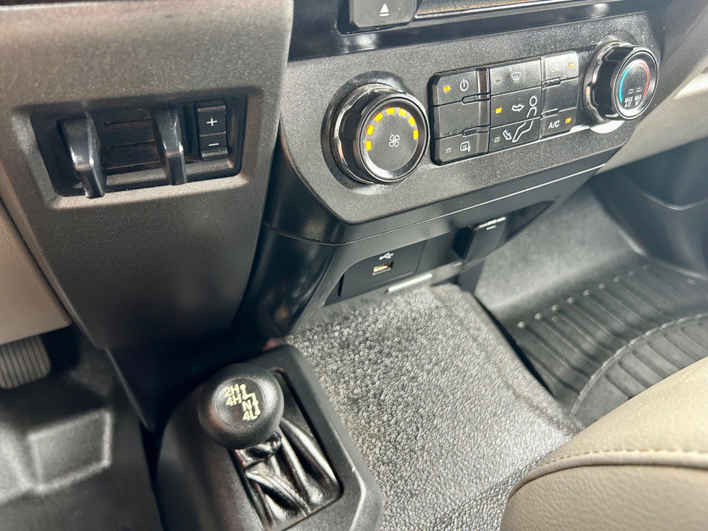 2017 Ford F-350 Image 26