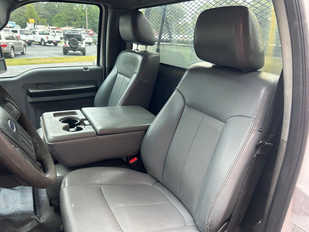 2013 Ford F-350 Image 16