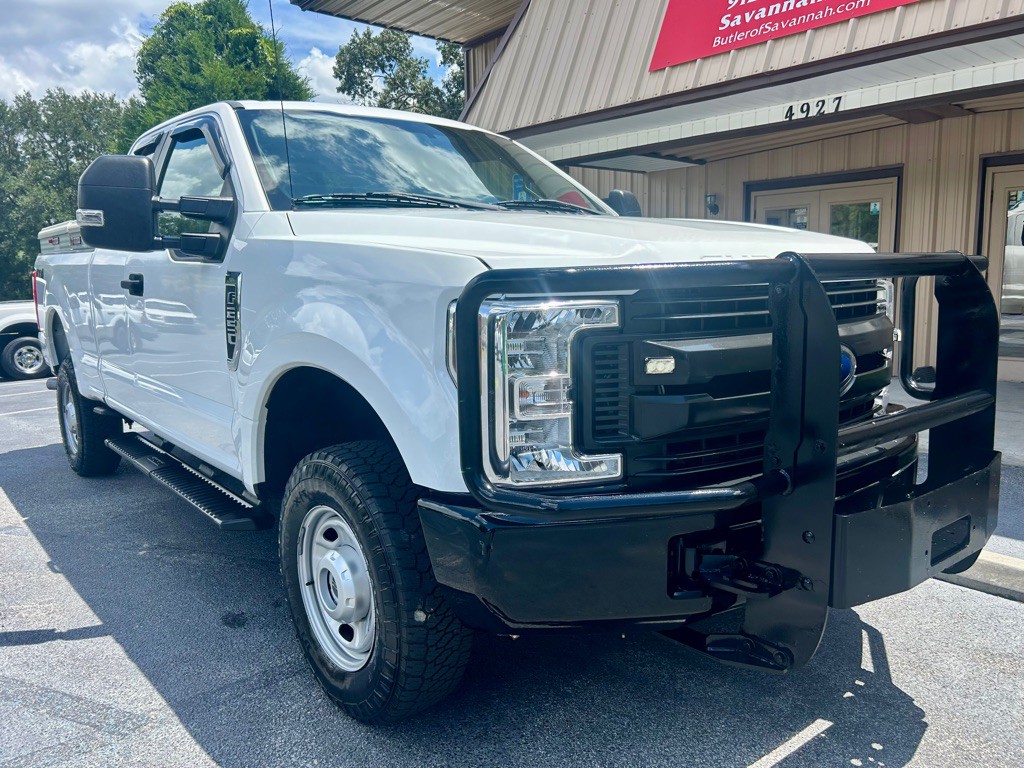 2018 Ford F-250 Image 2