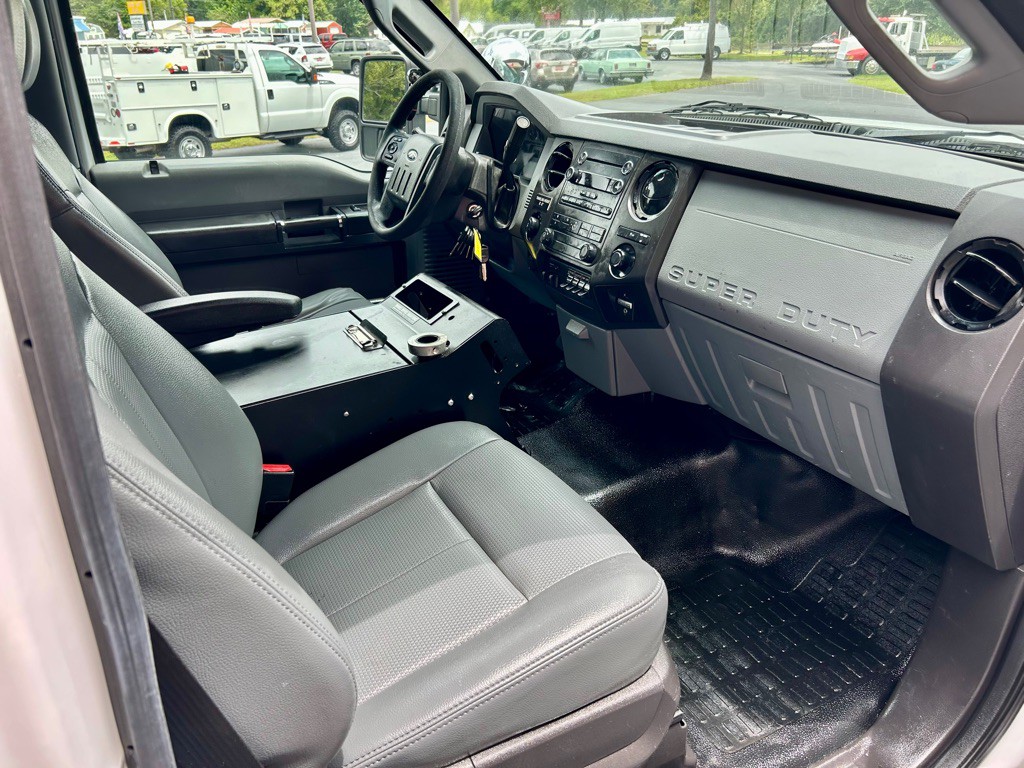 2016 Ford F-350 Image 21