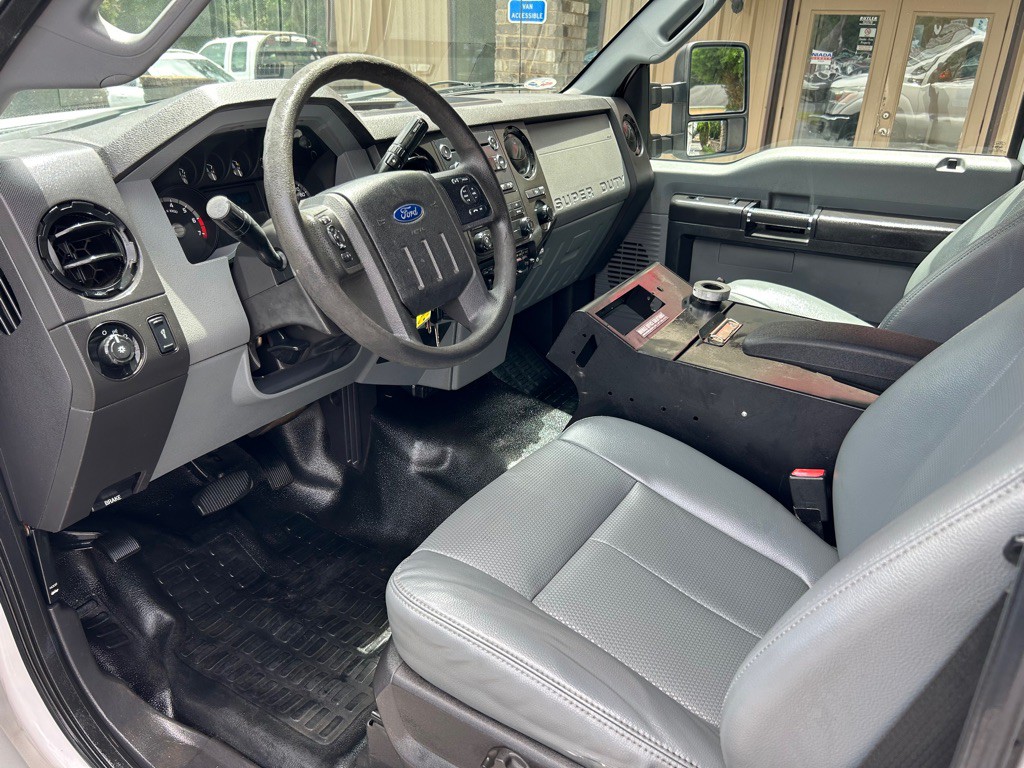 2016 Ford F-350 Image 18