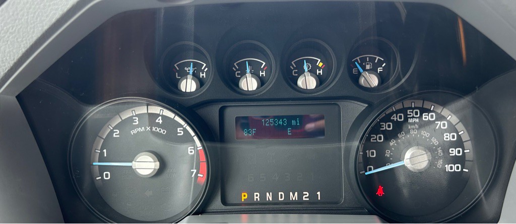 2016 Ford F-350 Image 25