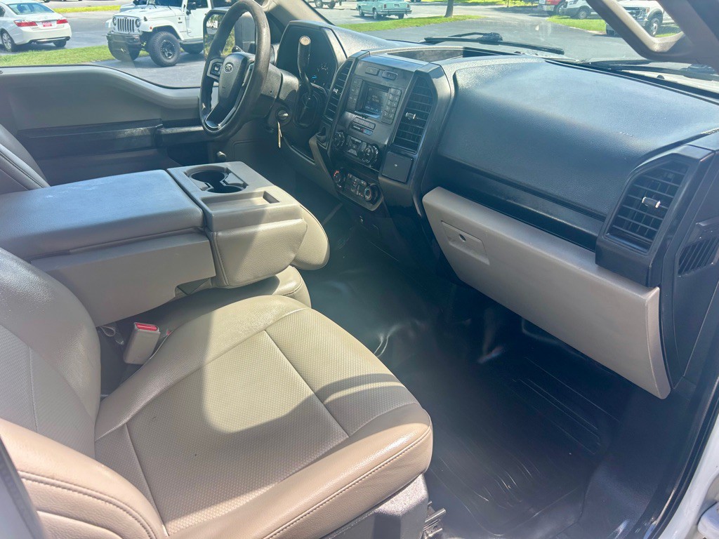 2016 Ford F-150 Image 18