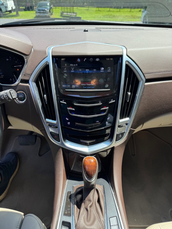 2015 Cadillac SRX Image 16