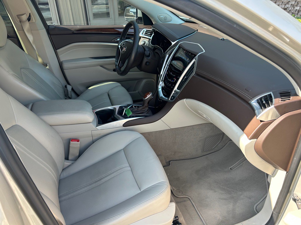 2015 Cadillac SRX Image 37