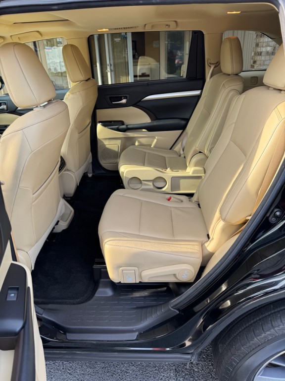 2018 Toyota Highlander Image 10