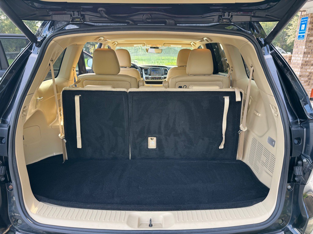 2018 Toyota Highlander Image 11
