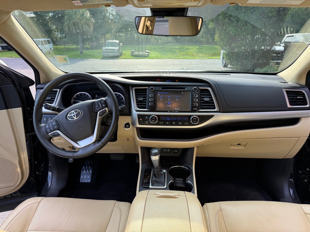2018 Toyota Highlander Image 15