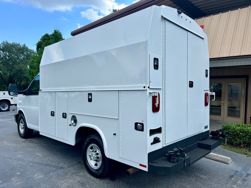 2019 Chevrolet Express Image 6