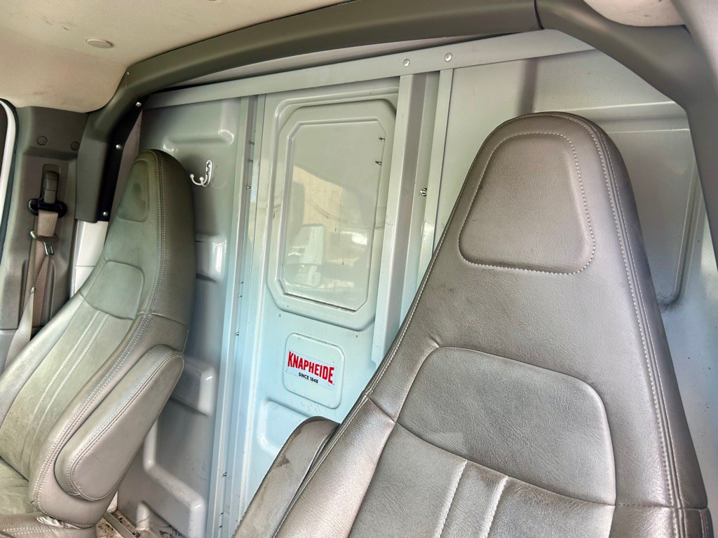2019 Chevrolet Express Image 30