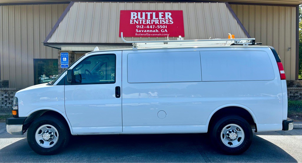 2016 Chevrolet Express Image 4