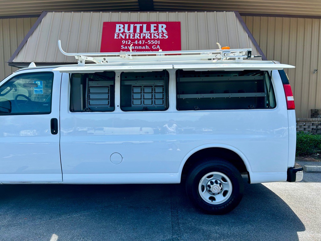 2016 Chevrolet Express Image 7