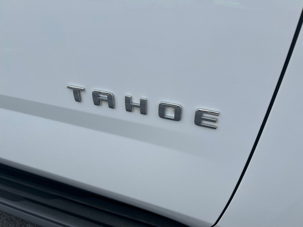 2017 Chevrolet Tahoe Image 9
