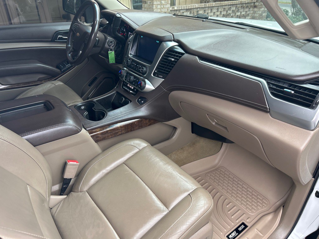 2017 Chevrolet Tahoe Image 21