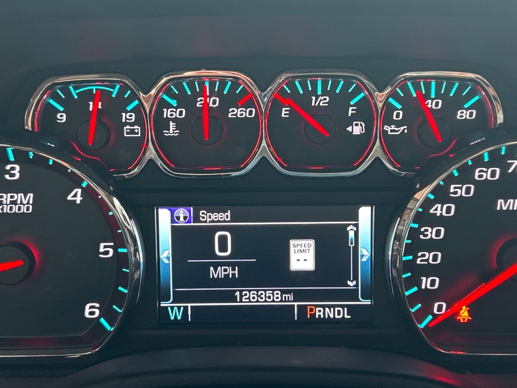 2017 Chevrolet Tahoe Image 23