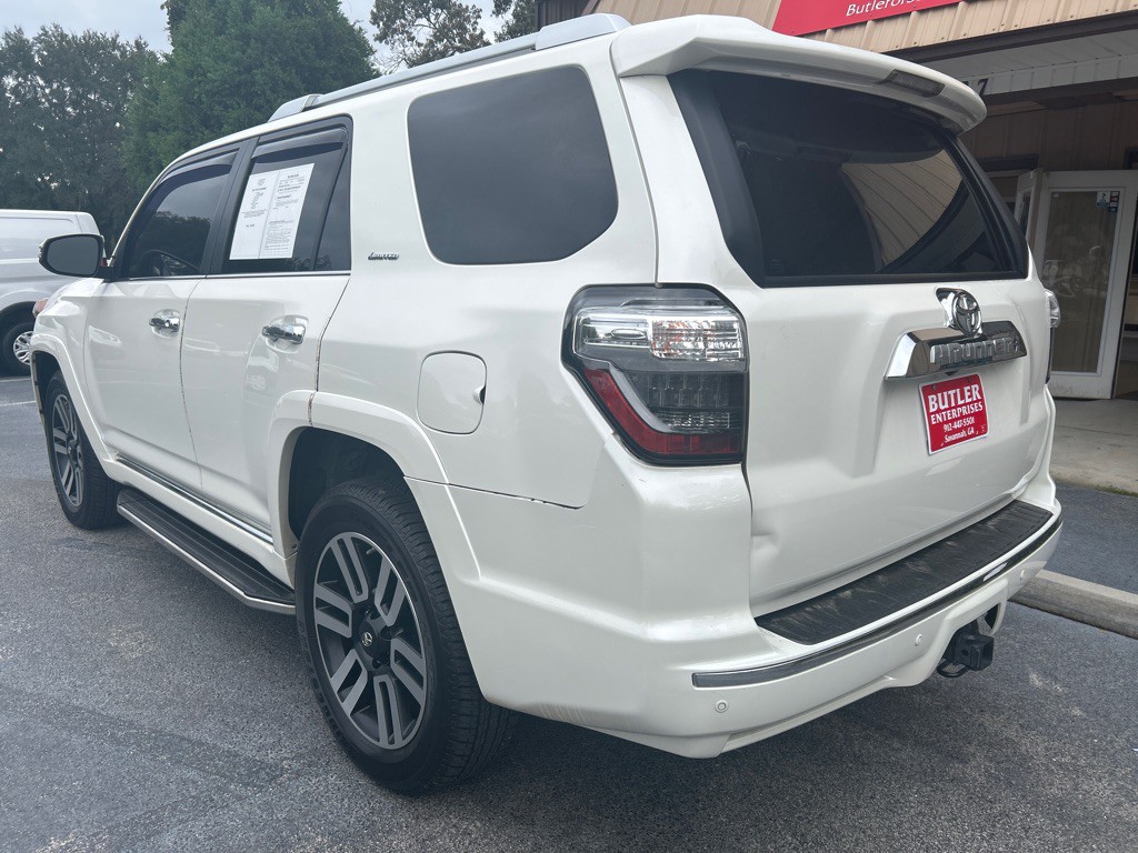 2016 Toyota 4Runner Image 3
