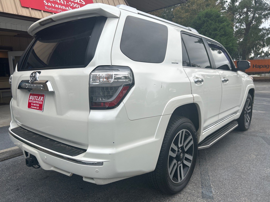 2016 Toyota 4Runner Image 6