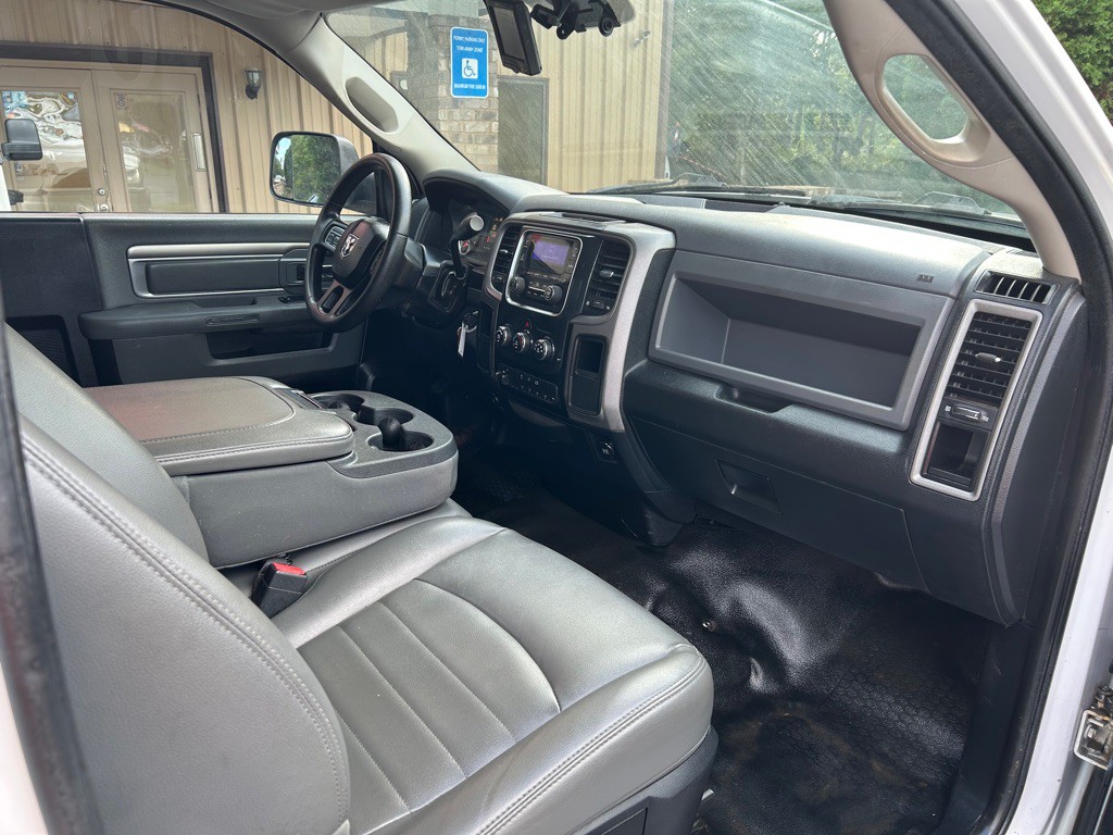 2014 RAM 4500 Image 21