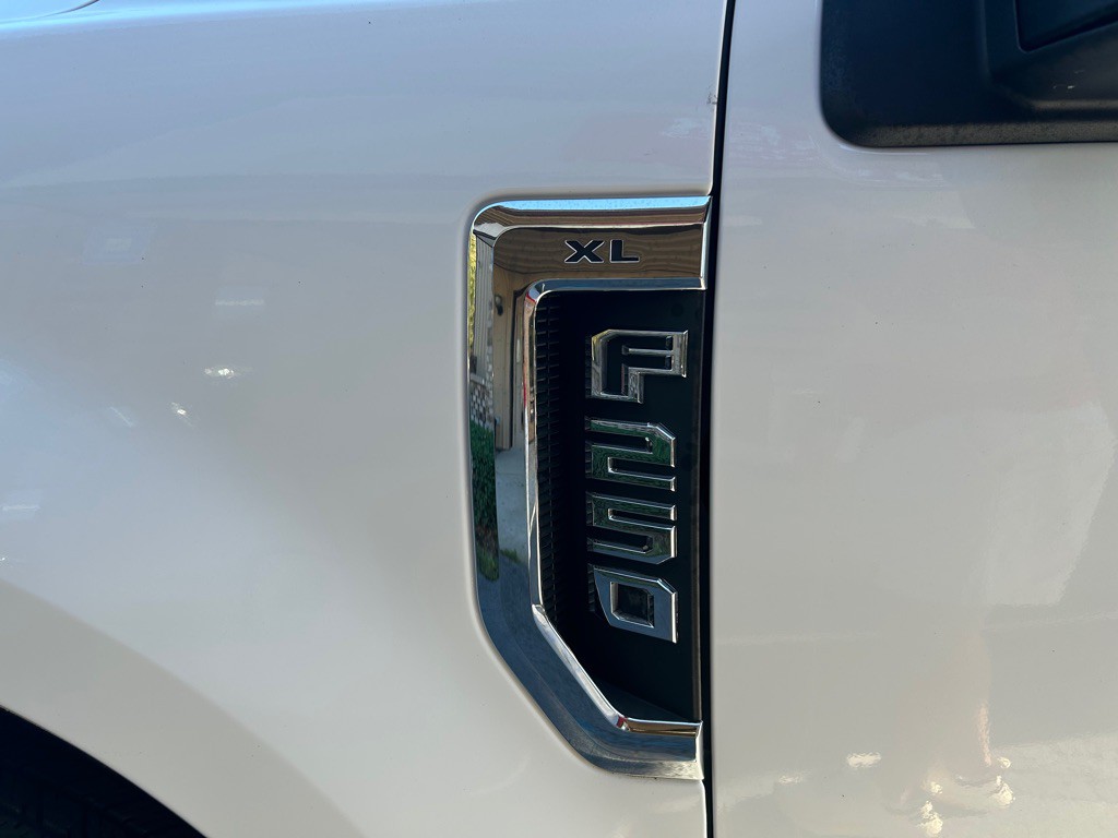 2017 Ford F-250 Image 13