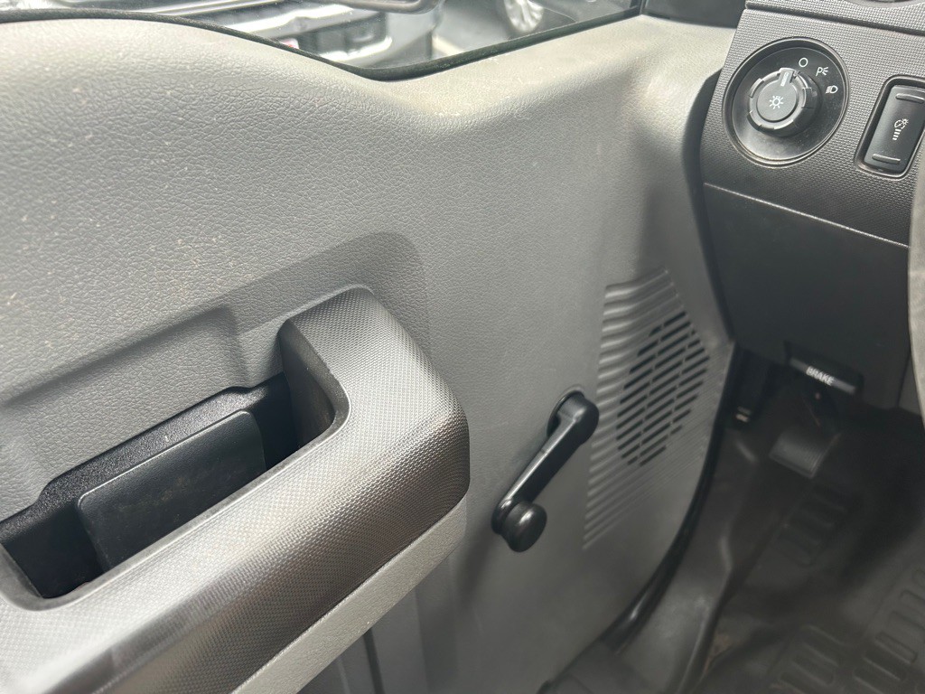 2015 Ford F-250 Image 18