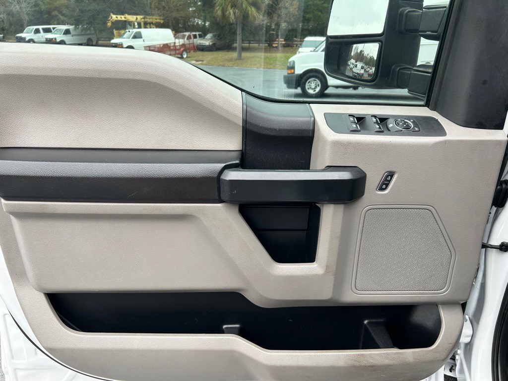 2019 Ford F-350 Image 21