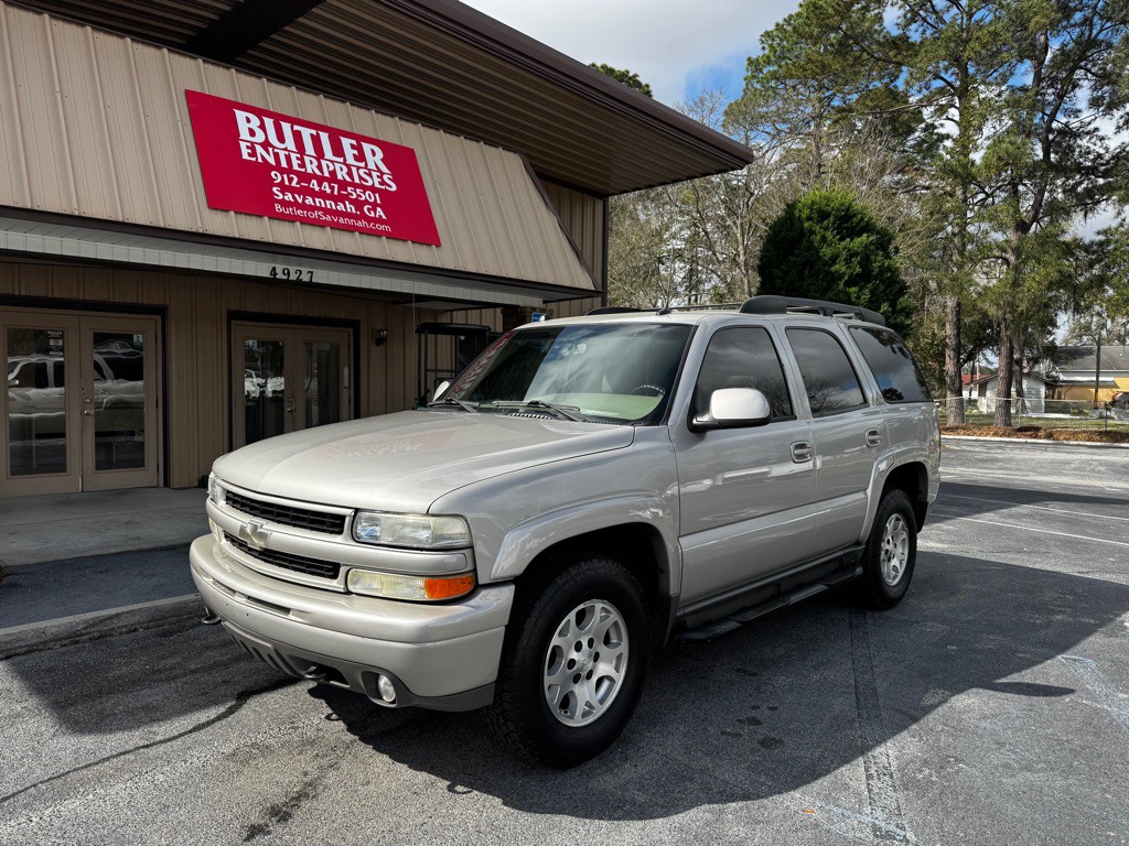 2004 Chevrolet Tahoe Image 1