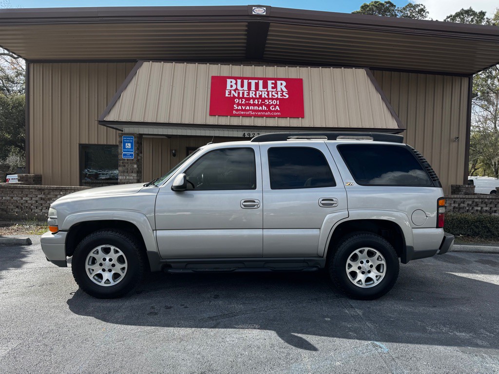 2004 Chevrolet Tahoe Image 2