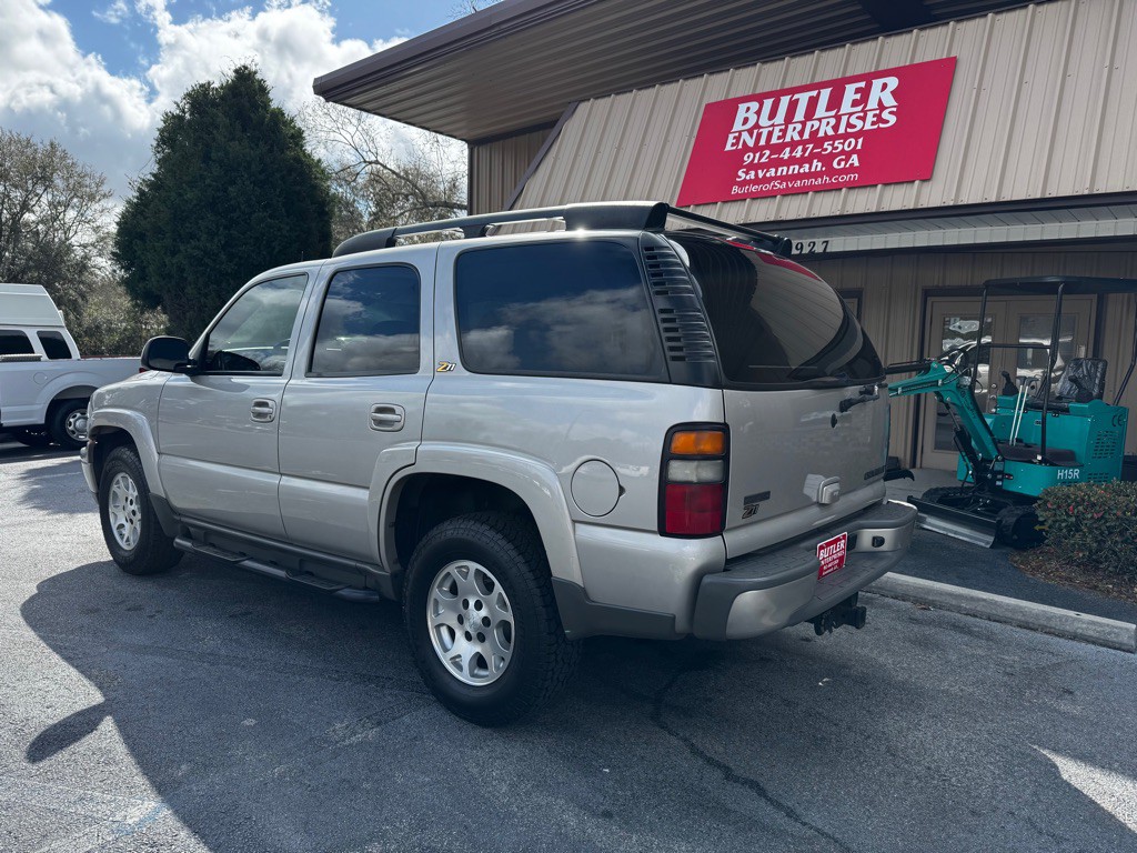 2004 Chevrolet Tahoe Image 3