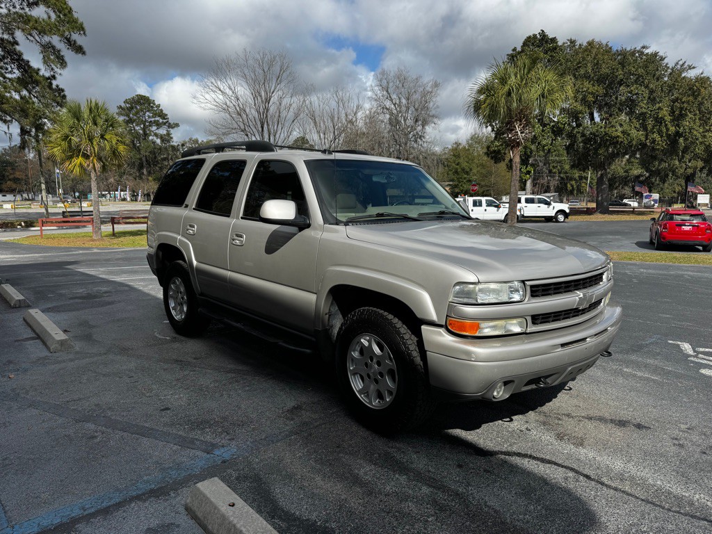 2004 Chevrolet Tahoe Image 7