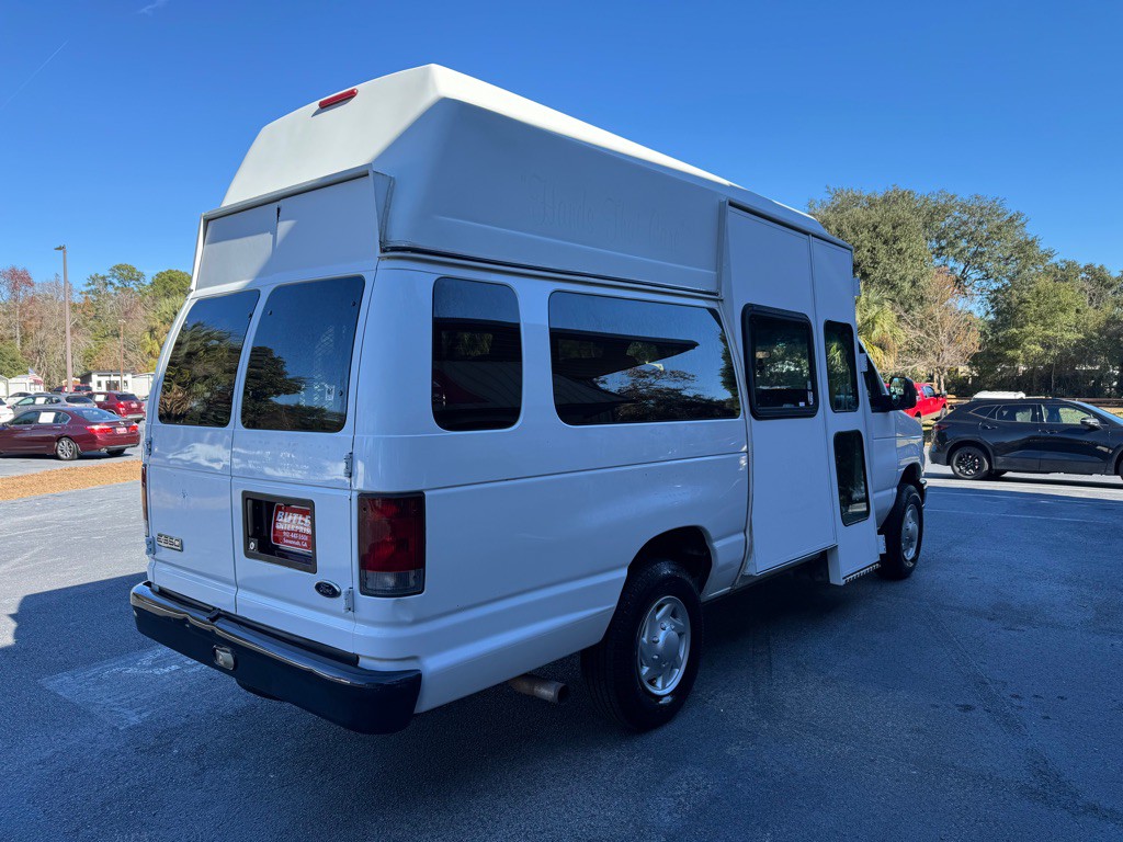 2008 Ford Econoline Image 5