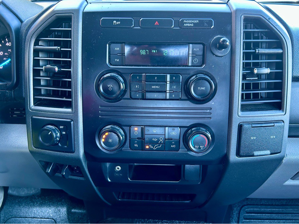 2018 Ford F-250 Image 28