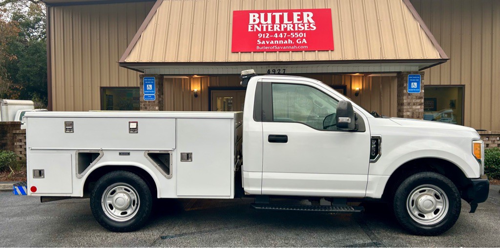 2017 Ford F-250 Image 1