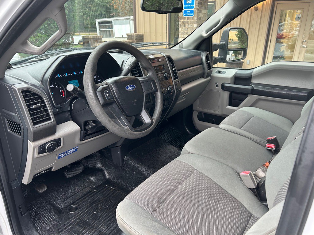 2017 Ford F-250 Image 16